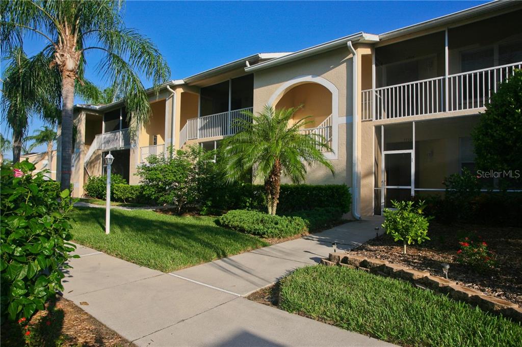 5270 HYLAND HILLS AVE #1722 photo 2