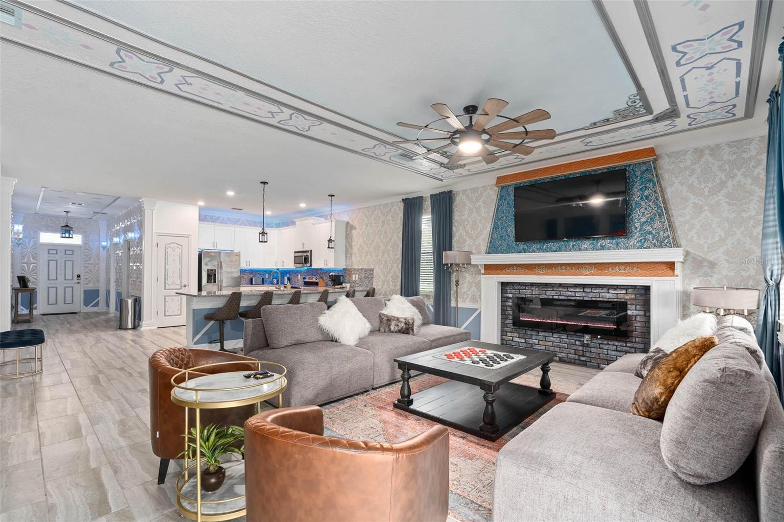 1403 MOON VALLEY DR photo 4