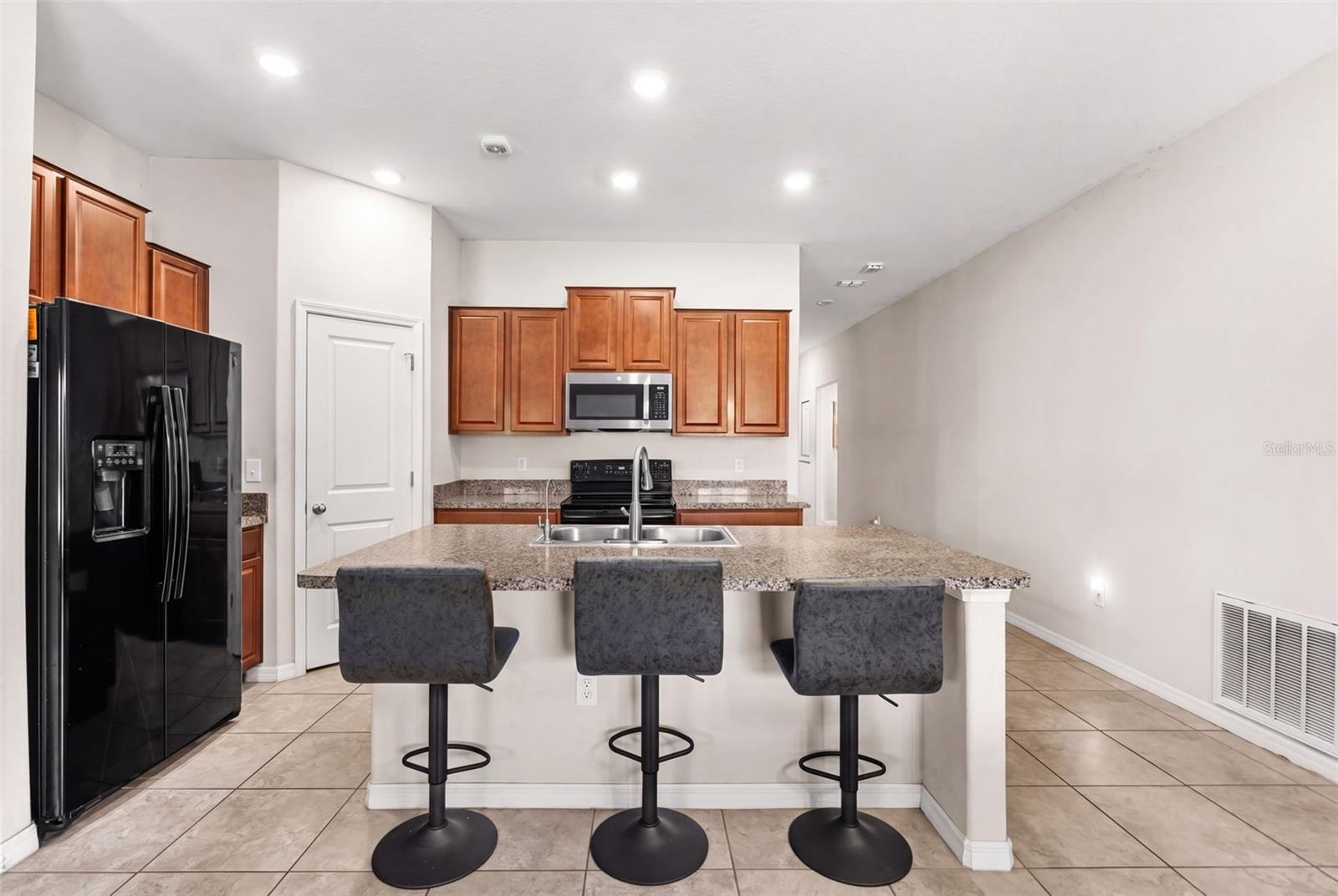 10421 CARLOWAY HILLS DR photo 2